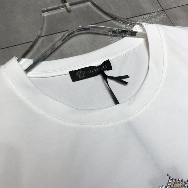 Versace男短袖 範思哲2020新款男裝 超閃重工燙鑽男T恤  tzy2491